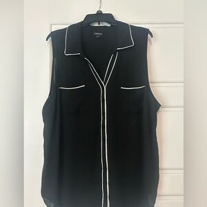 Torrid Size 3 Black Sleeveless Top with White Piping